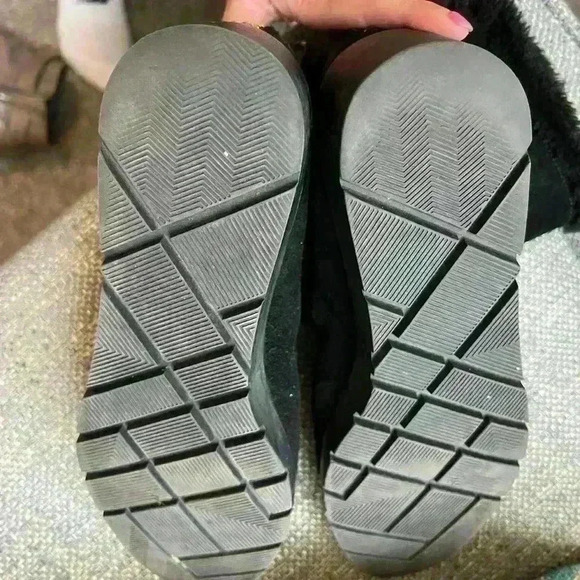 STEVEN Black Leather and Fur Booties size 7 - Picture 6 of 10